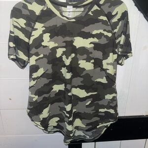 lululemon athletica Camo Short Sleeve Tee - Green and Black